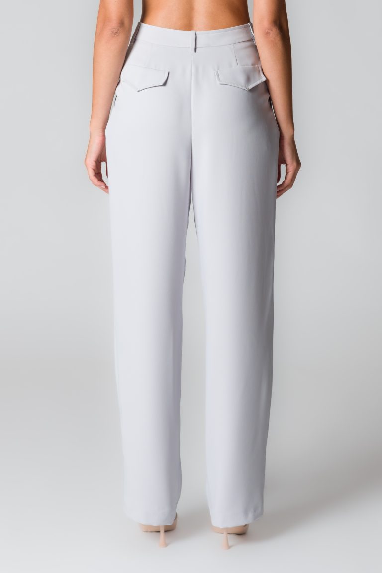 Pantaloni donna grigio perla con pinces - immagine 3