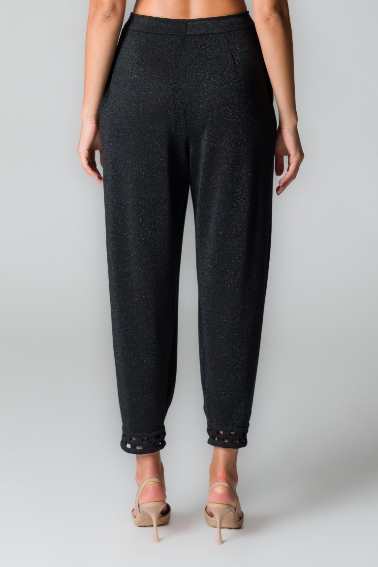 Pantaloni donna a gamba ampia con pinces neri - immagine 3